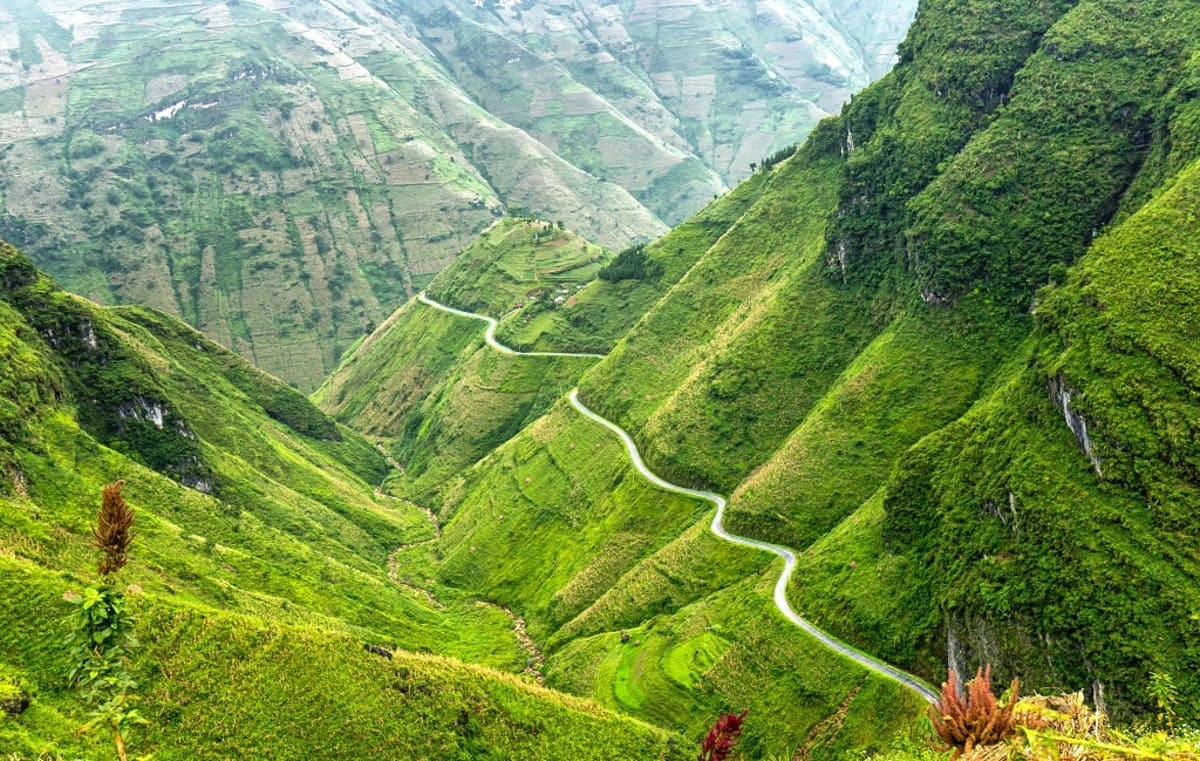 Dong Van and Ma Pi Leng area