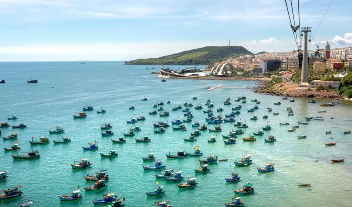 Best Time to Visit Vietnam October: Weather, Destinations & Detailed Guide