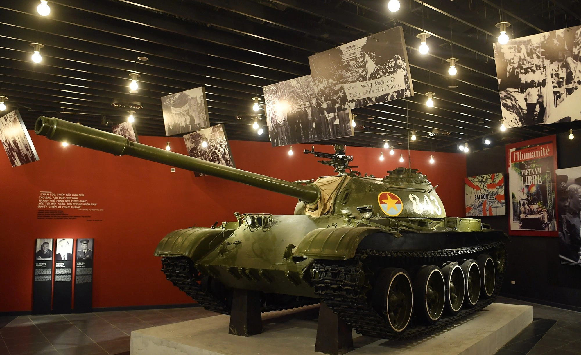 Hanoi's Cultural Heritage and Historic Discovery Half day Tour (Ho Chi Minh Mausoleum and Vietnam Military Museum)