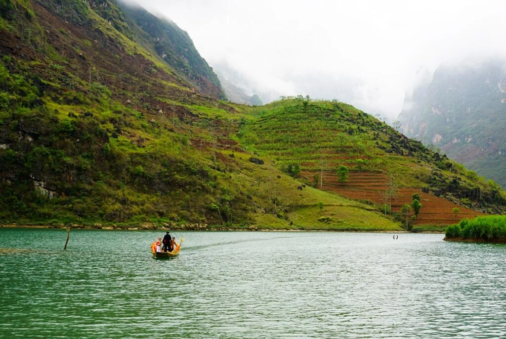 Nho Que River Boat Trip