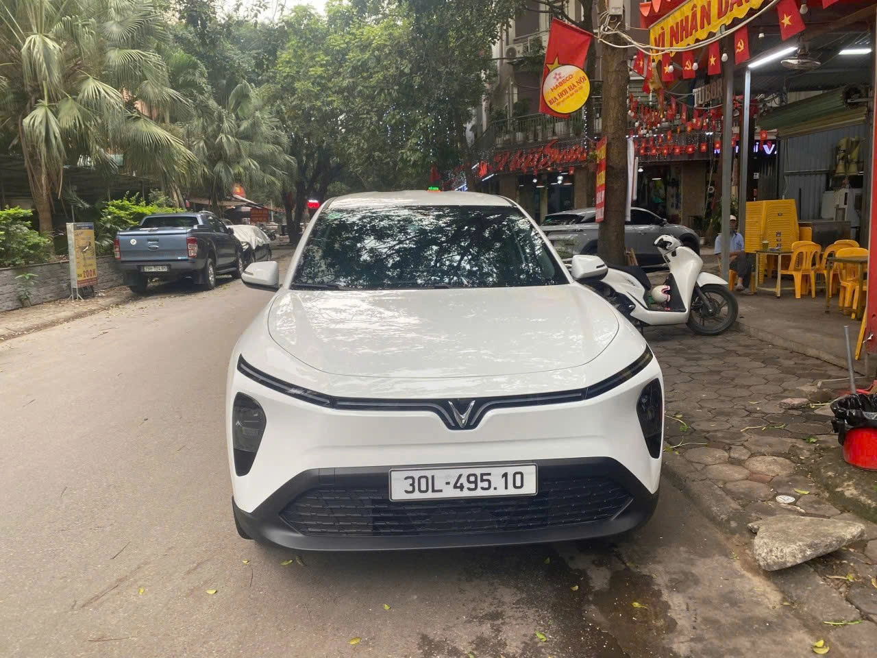 Eco-Friendly Electric Car Airport Transfer Service in Hanoi