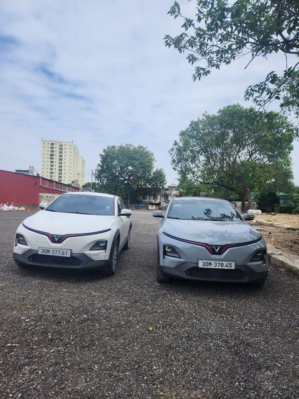 Eco-Friendly Electric Car Airport Transfer Service in Hanoi