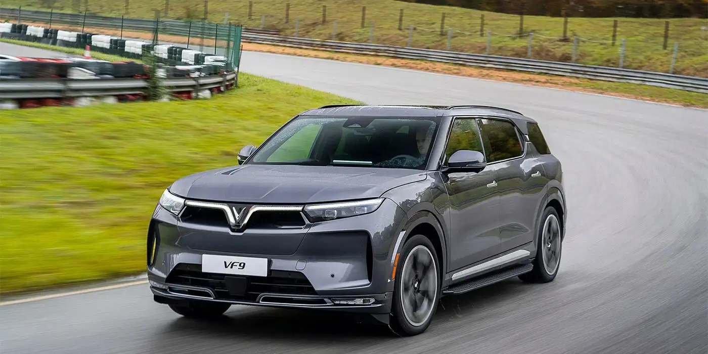 Eco-Friendly Premium Electric Car Airport Transfer Service in Hanoi
