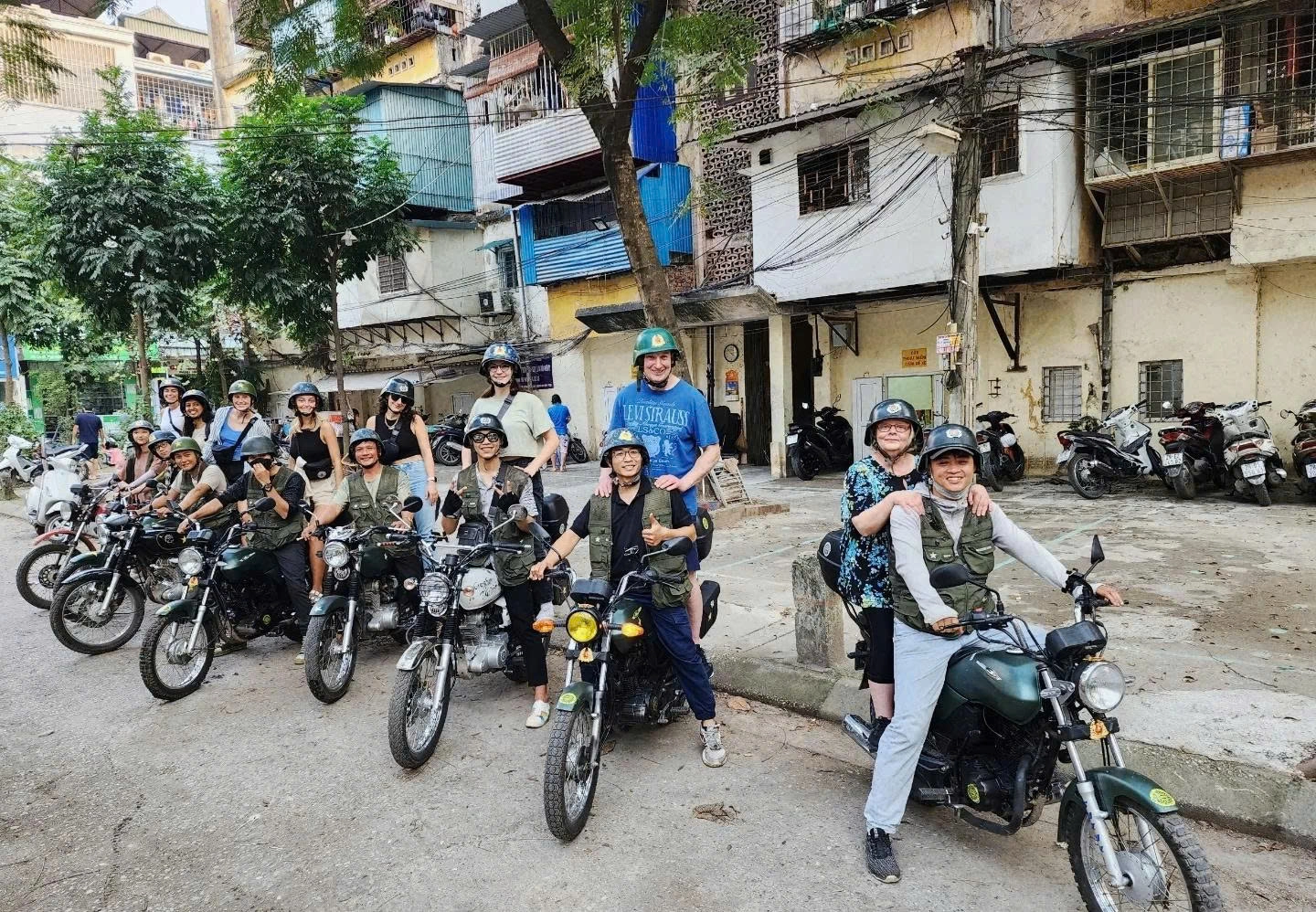 Hanoi Street Food, Train Street & Backstreet Vintage Motorbike Tour by Night