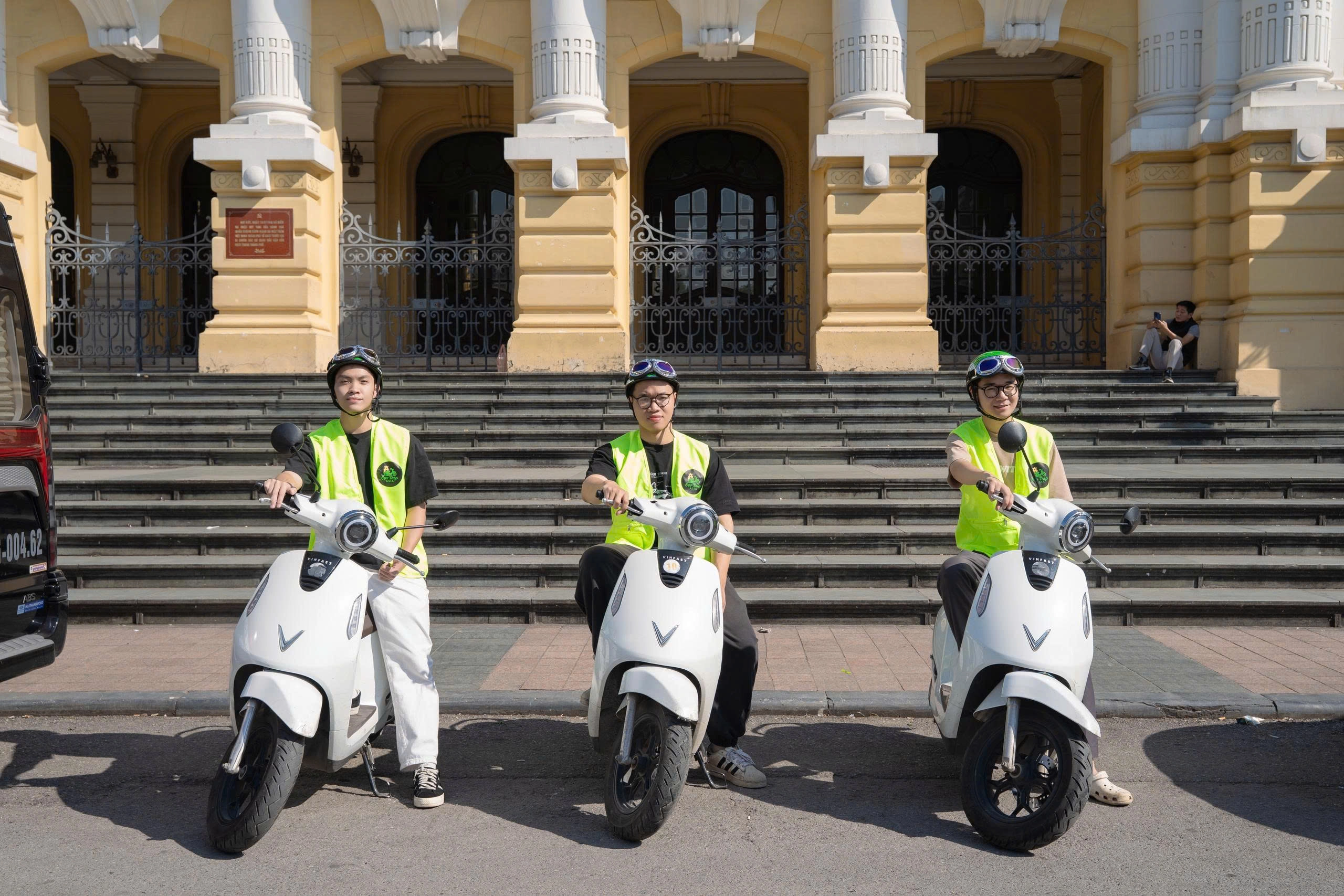 Eco Tour | Ha Noi Streetfood Tour by  E-Motorbike