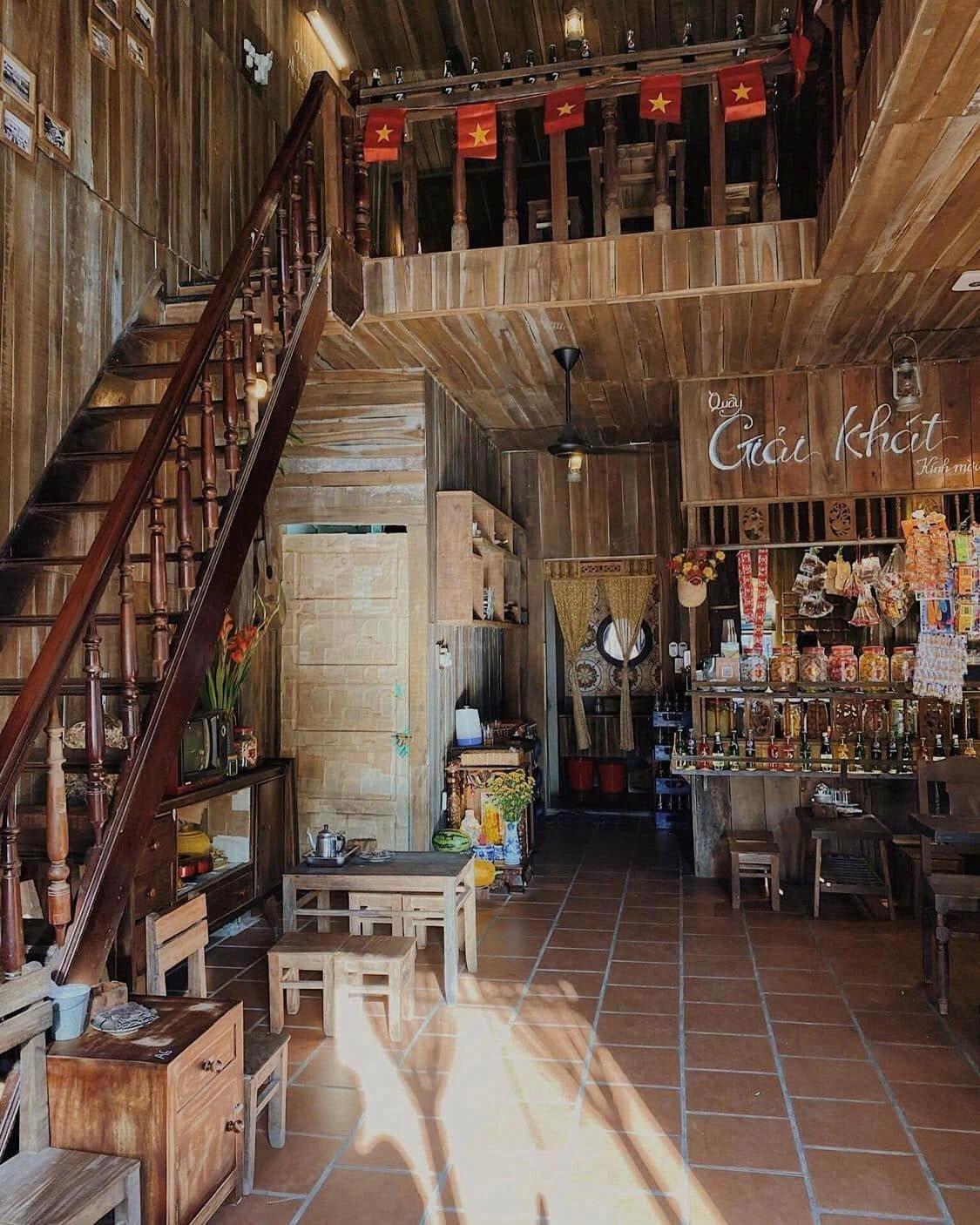 Danang Instagram Half Day Cafe Tour (Visiting Local Beauty)