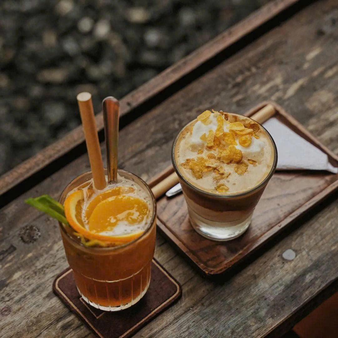 Danang Instagram Half Day Cafe Tour (Visiting Local Beauty)