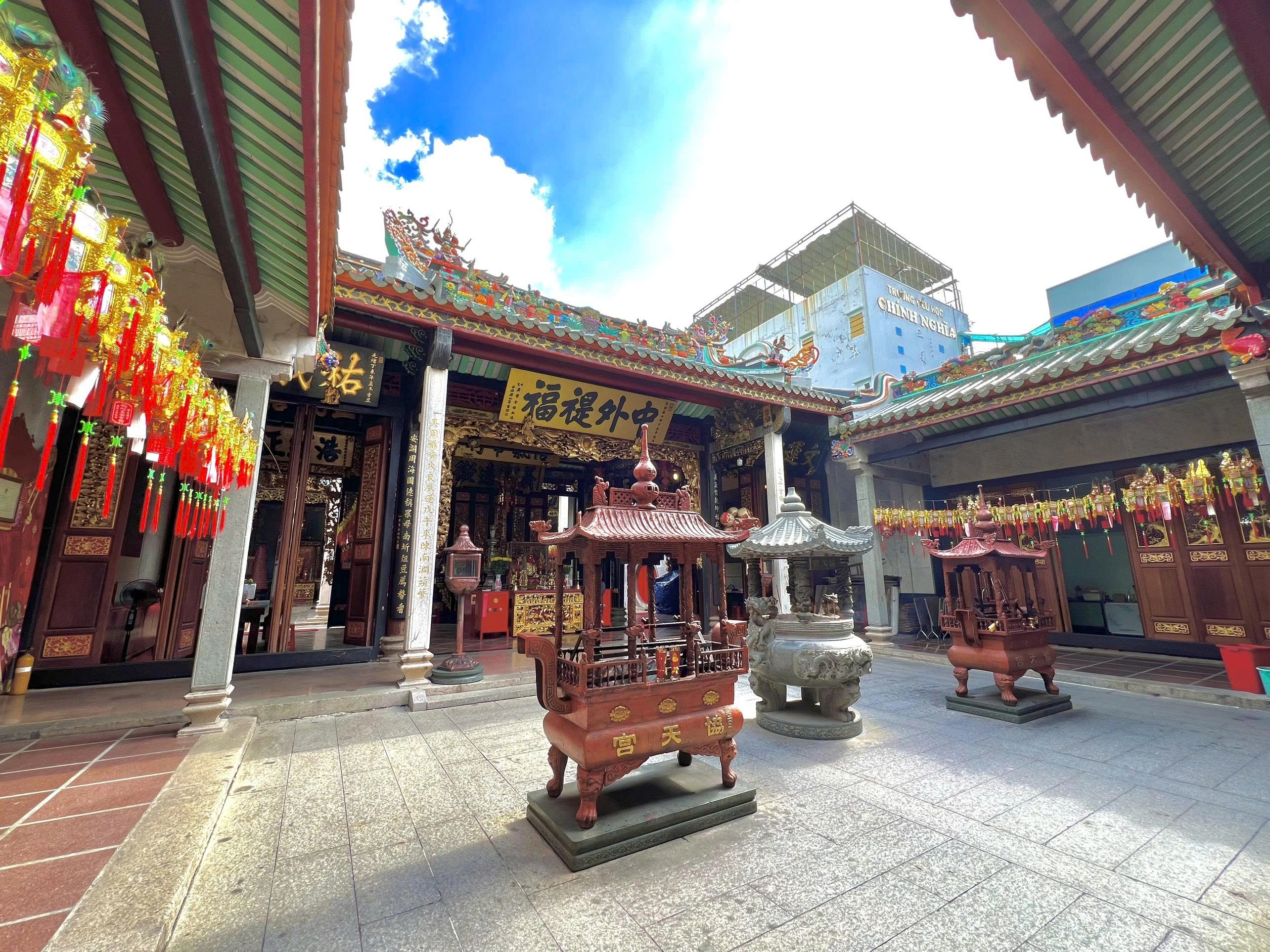 China Heritage Highlights Half-day tour 