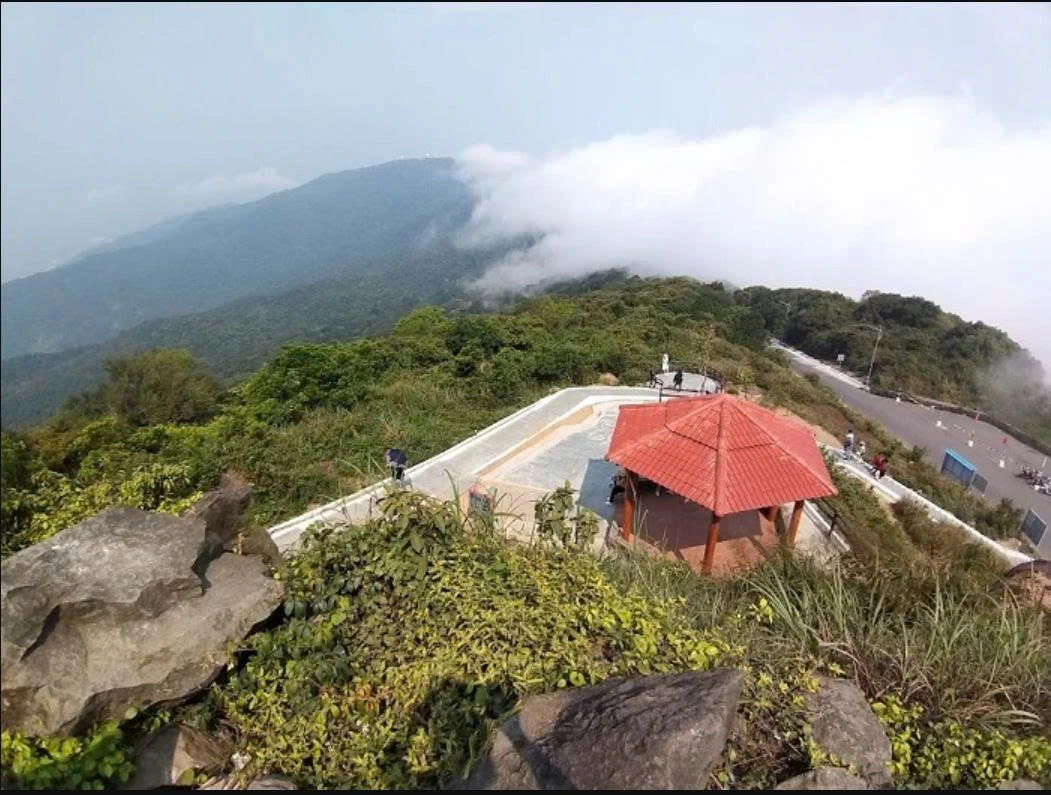 PRIVATE TOUR | Son Tra Peak Exploring & Rice Wine Distillery-Tasting