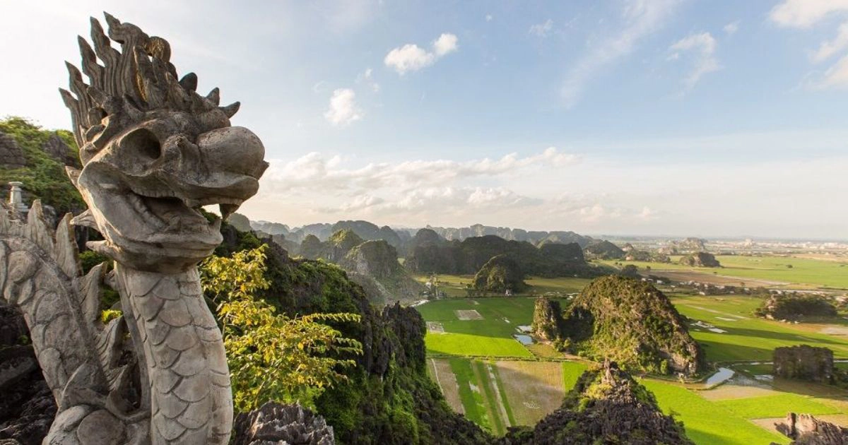 Ninh Binh is one of the best places to experience Vietnam's countryside scenery