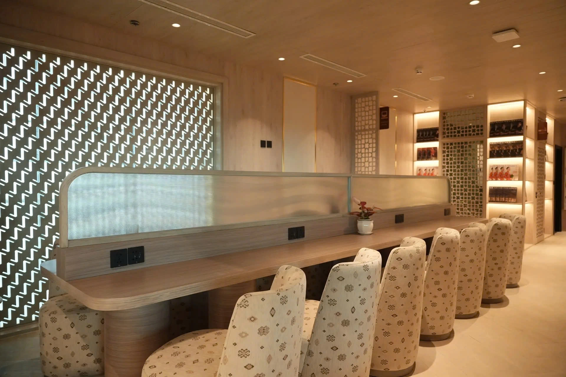 SH Premium Lounge Service at Tan Son Nhat International Airport (SGN)
