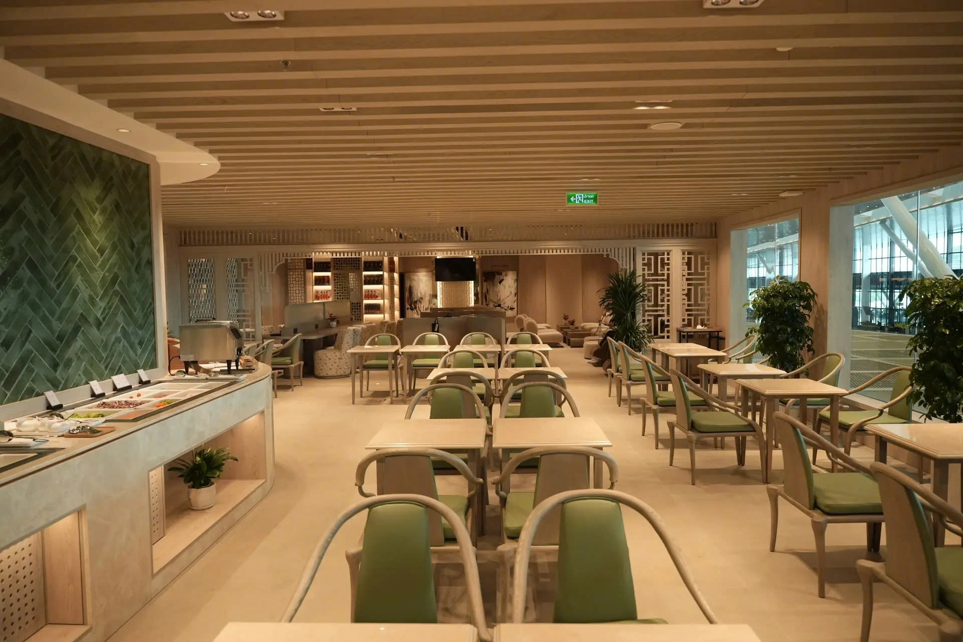 SH Premium Lounge Service at Tan Son Nhat International Airport (SGN)