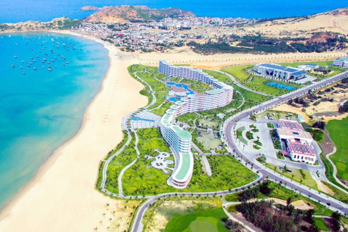 Quy Nhon Beach