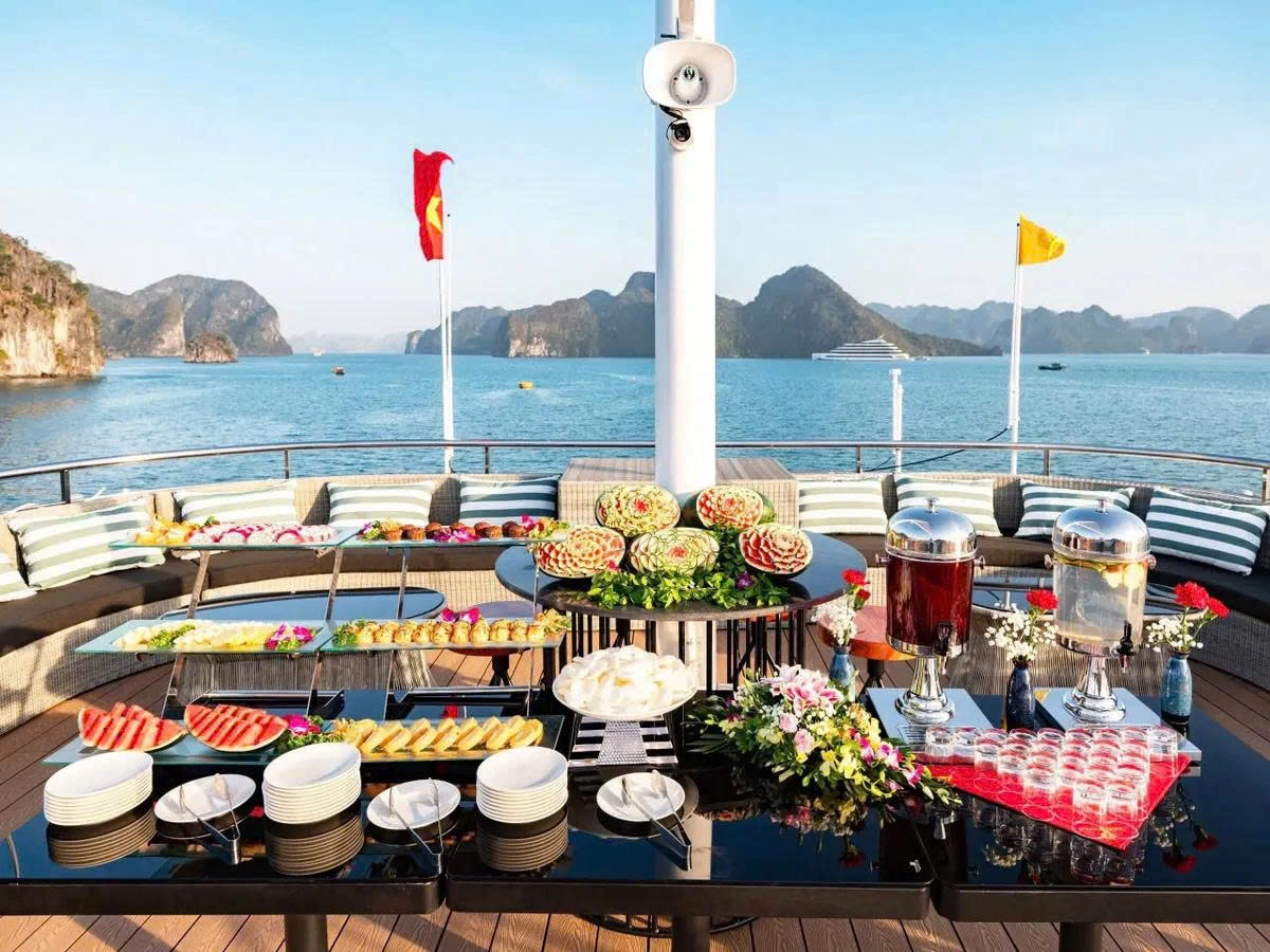 Day tour | Explore Ha Long on Sunlight Crystal Cruise