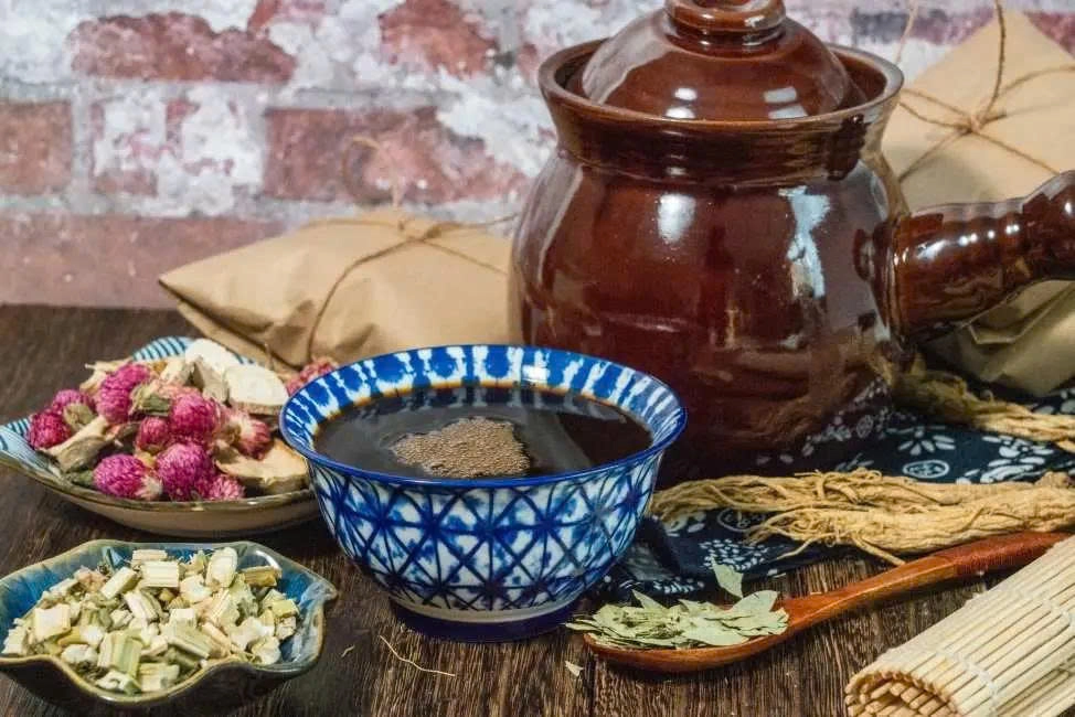 Trải nghiệm Vườn Thảo Mộc & Làm Trà Truyền Thống tại Hội An