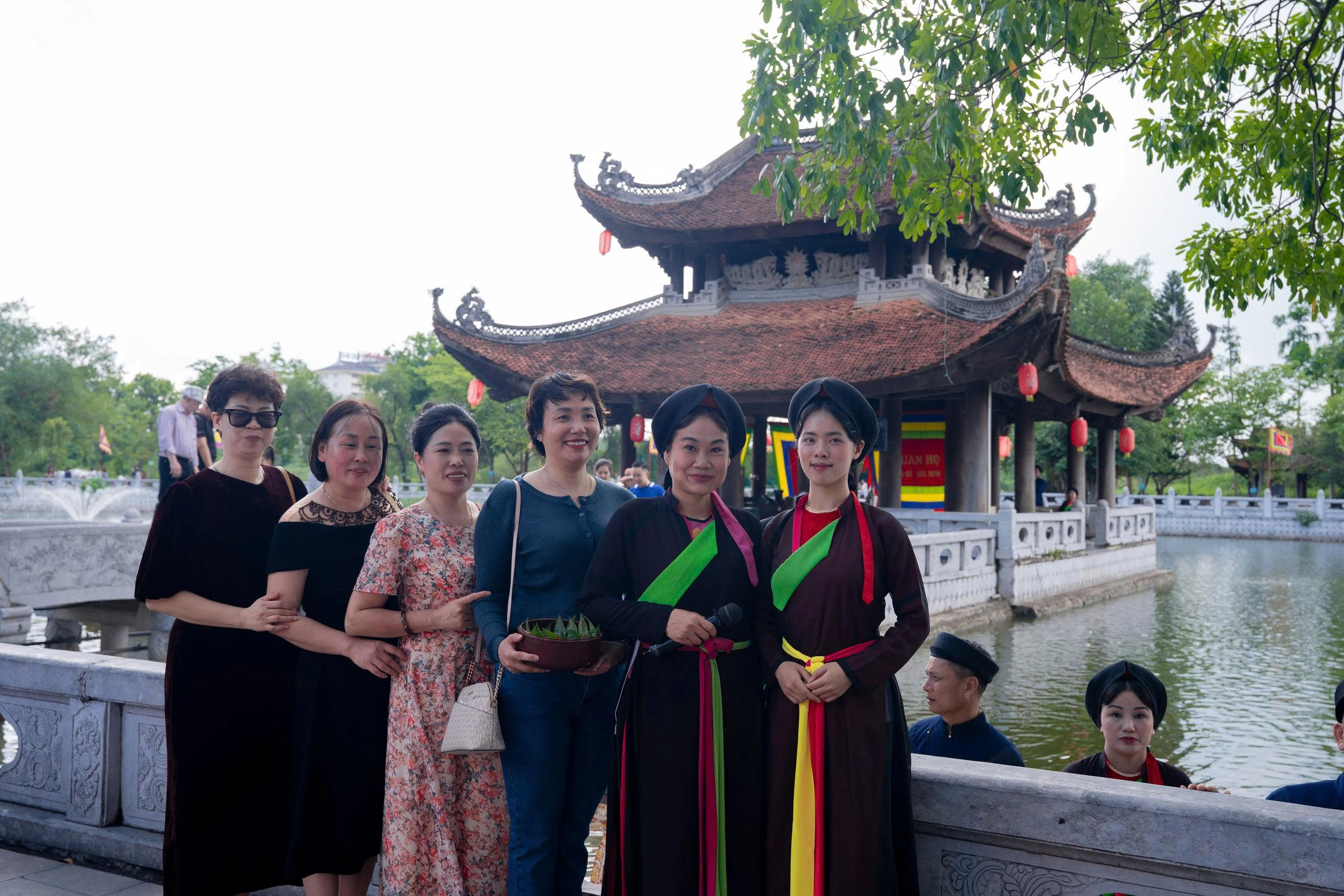 Chuyến phiêu lưu tàu di sản & xe jeep: Hành trình văn hóa Bắc Ninh từ Hà Nội