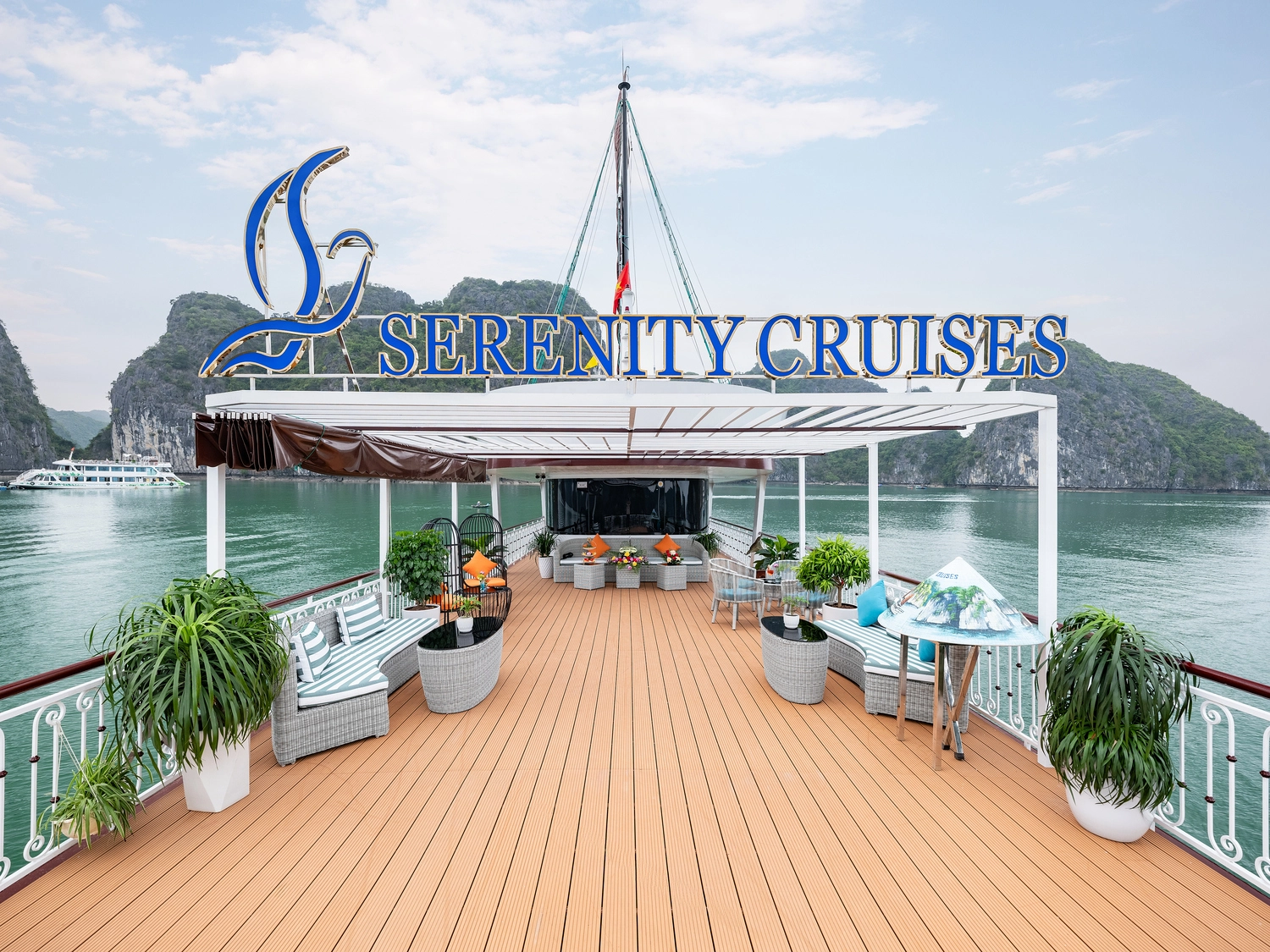 Full day Voyage to the Green Bay with Serenity Grandeur Cruise｜Depart from Cat Ba Island 