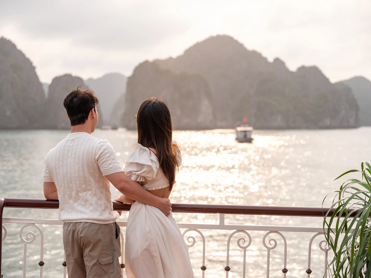 Full day Voyage to the Green Bay with Serenity Grandeur Cruise｜Depart from Cat Ba Island 