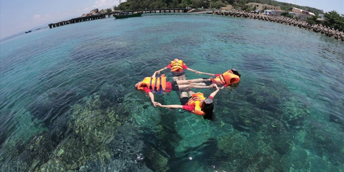Cu Lao Xanh is a gem in the middle of the sea