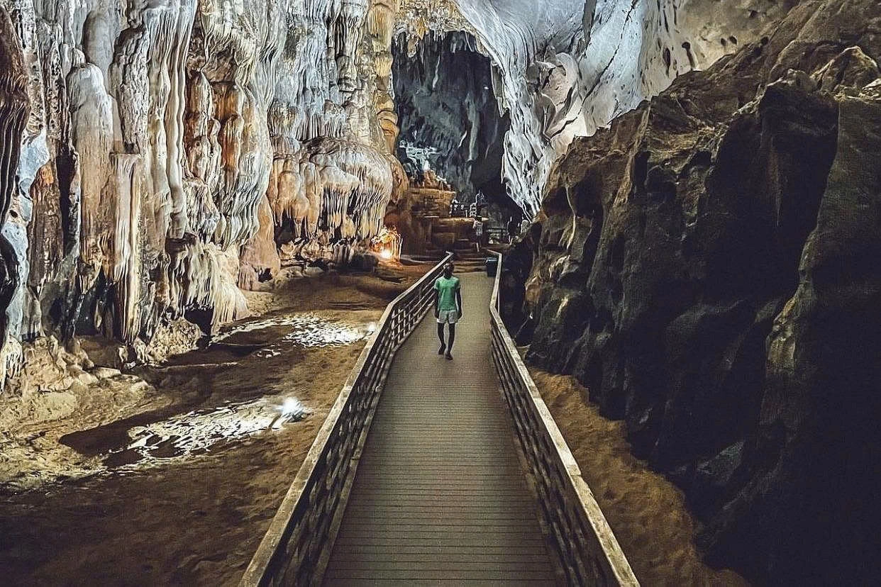 Day Tour | Phong Nha Cave & Paradise Cave 1 Day | Depart from Dong Hoi/ Phong Nha