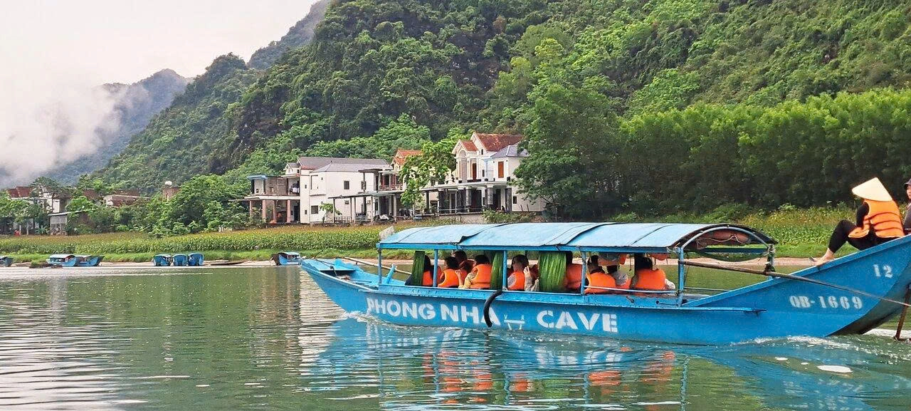 Day Tour | Phong Nha Cave & Paradise Cave 1 Day | Depart from Dong Hoi/ Phong Nha