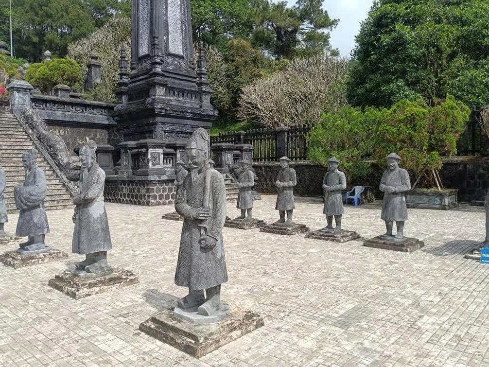 Day Tour | Hue Imperial Citadel Walking Tour - Small group tour