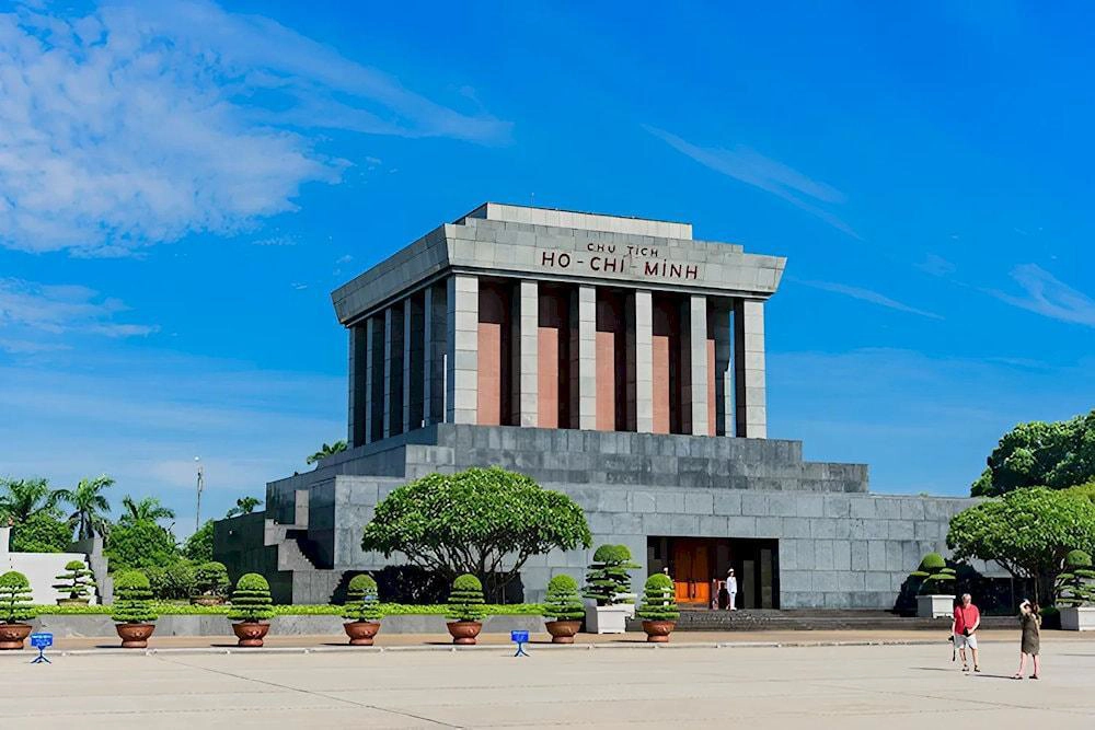 Eco Tour | Explore Ha Noi Sunrise by E-Motorbike with Ao Dai Female Riders