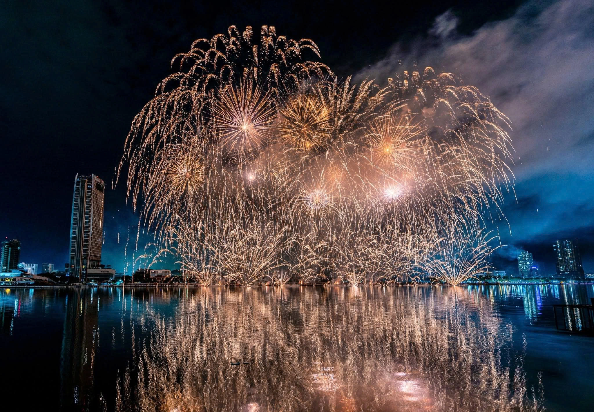 Da Nang International Fireworks Festival 2026 Experience Ticket