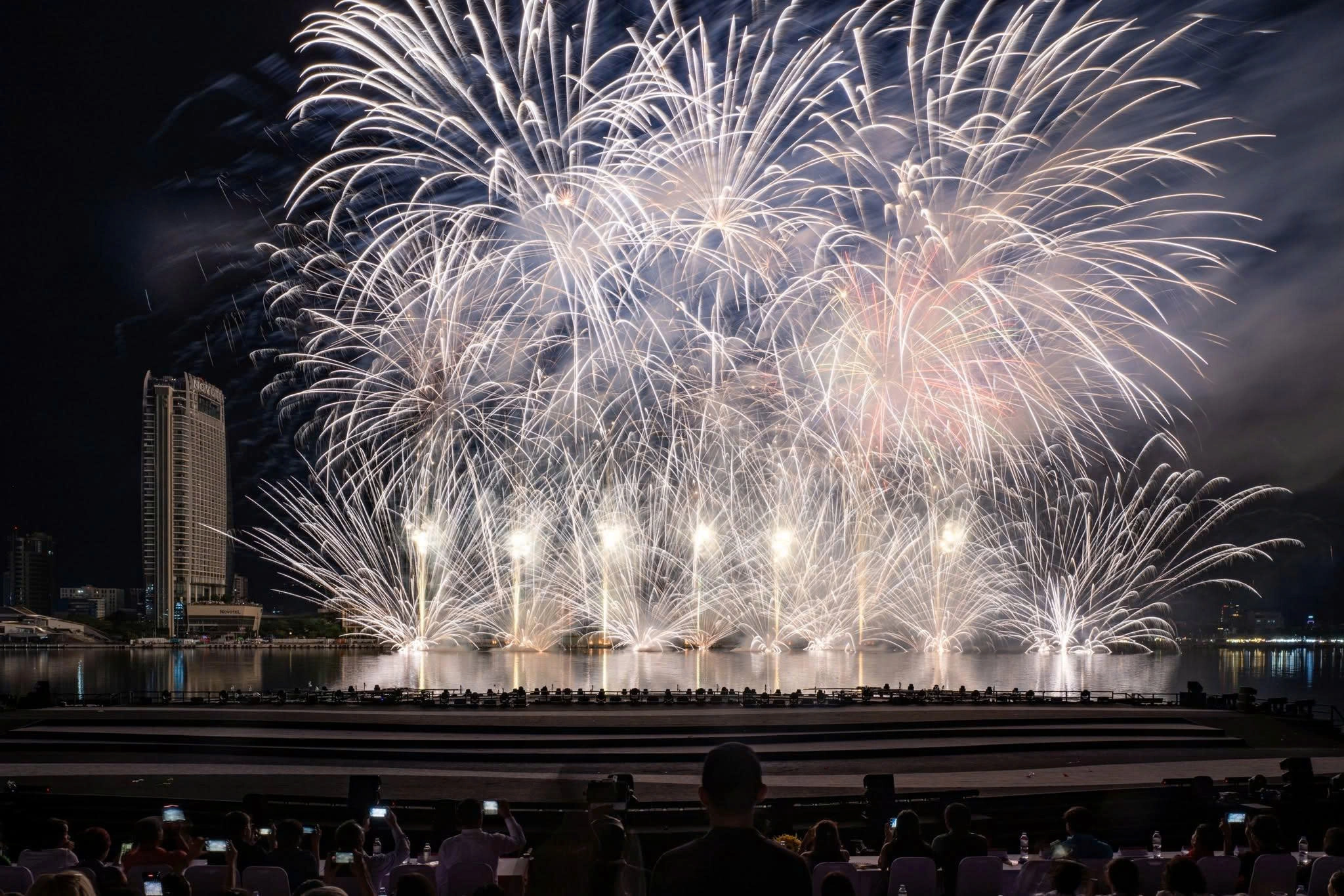 Da Nang International Fireworks Festival 2026 Experience Ticket