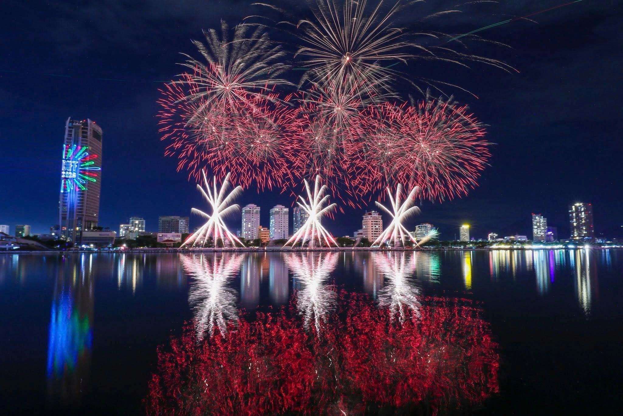 Da Nang International Fireworks Festival 2026 Experience Ticket