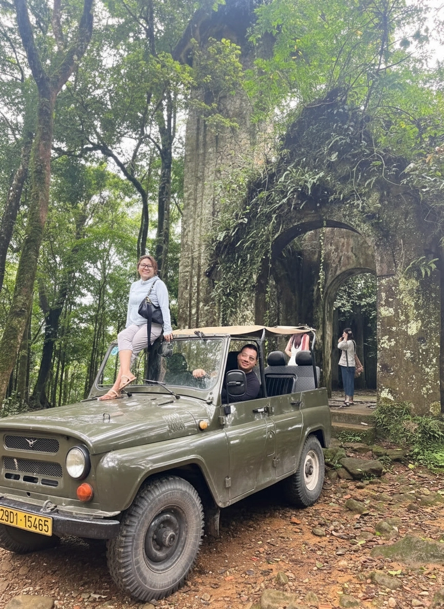 Hanoi Jeep Tour to Ba Vi National Park & Duong Lam Ancient Village