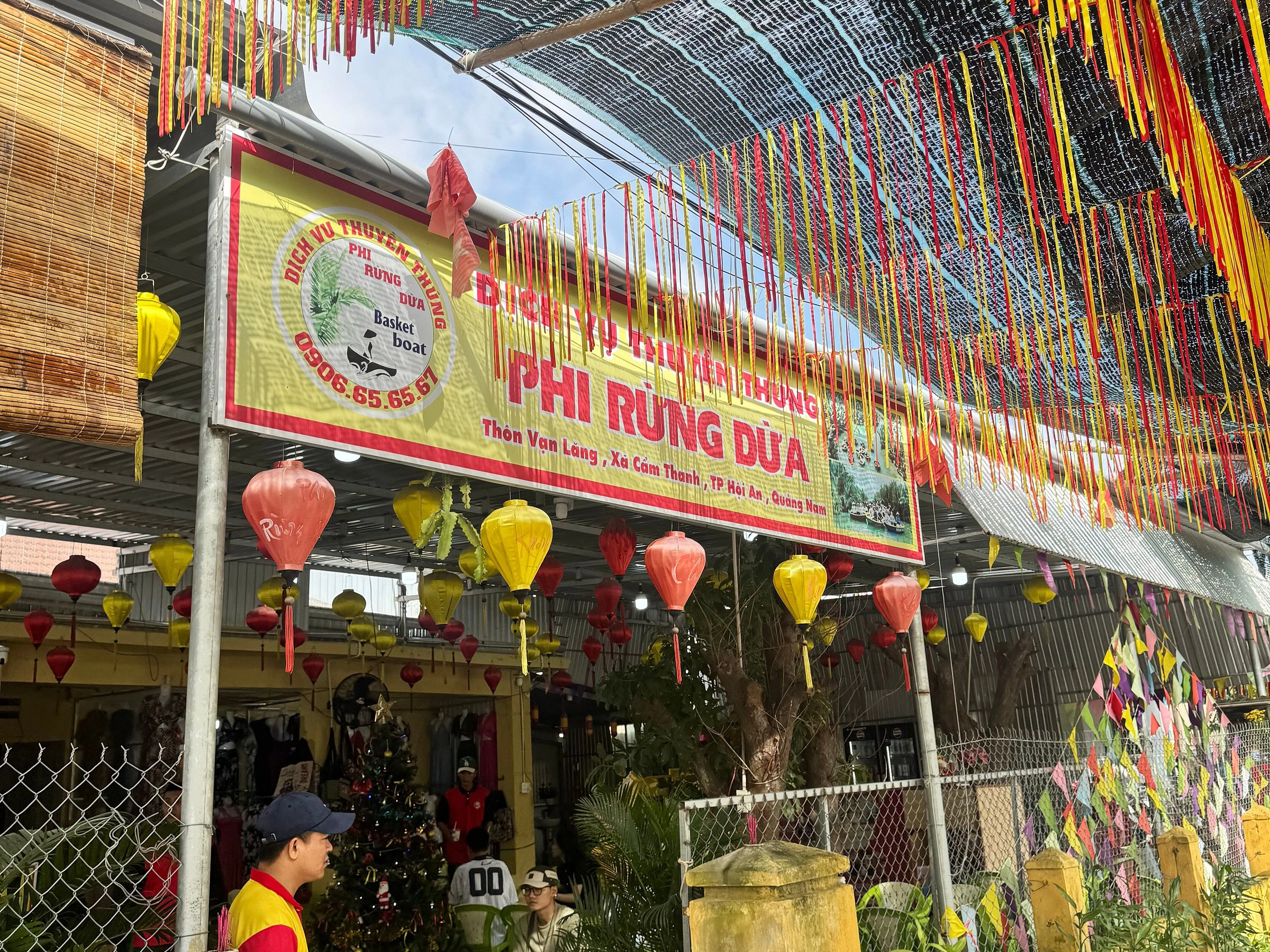 Vietnamese Lacquer Painting Workshop with Local Artist in Hoi An