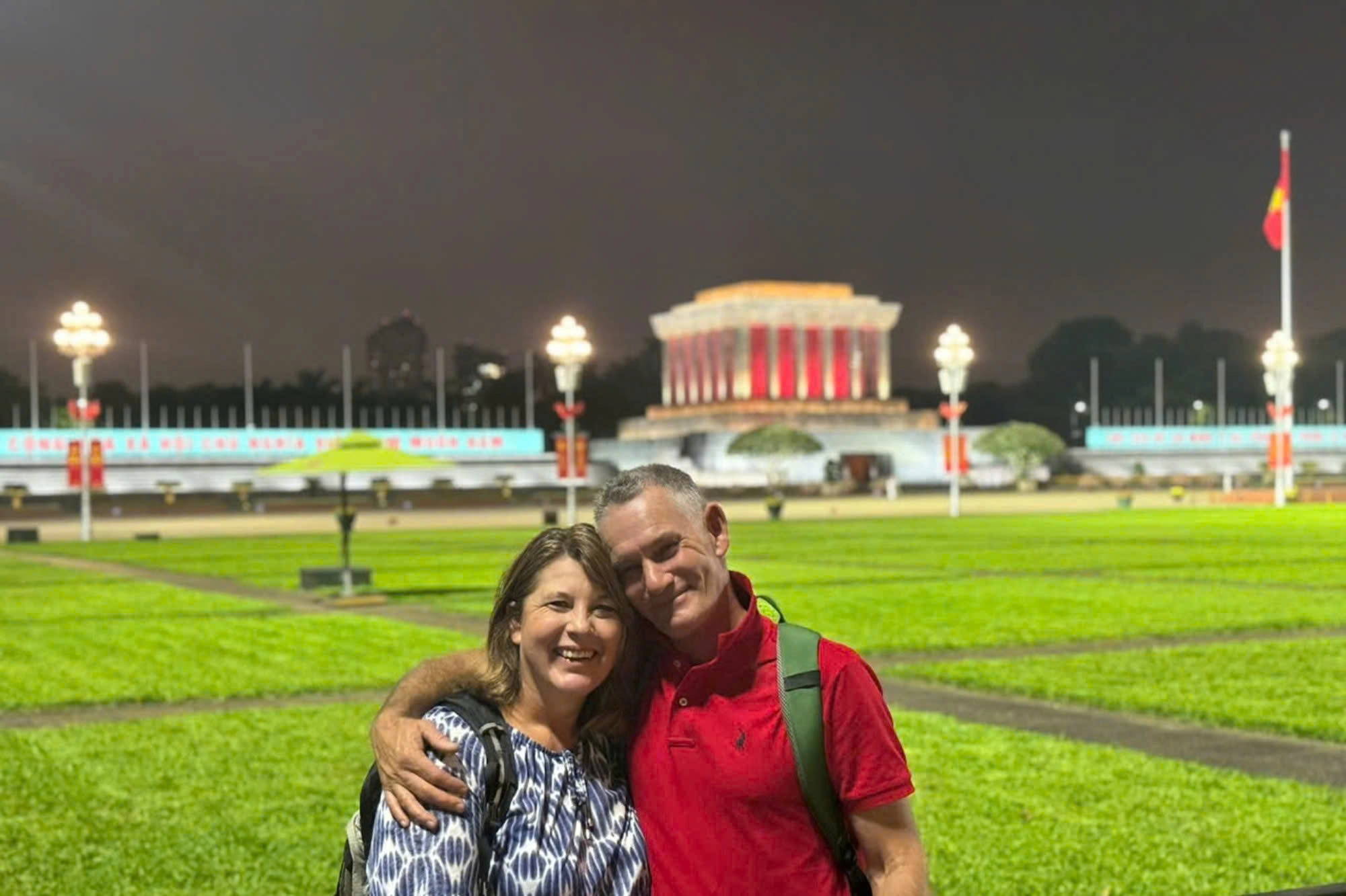 Hanoi Sunrise & Morning Life Jeep Tour