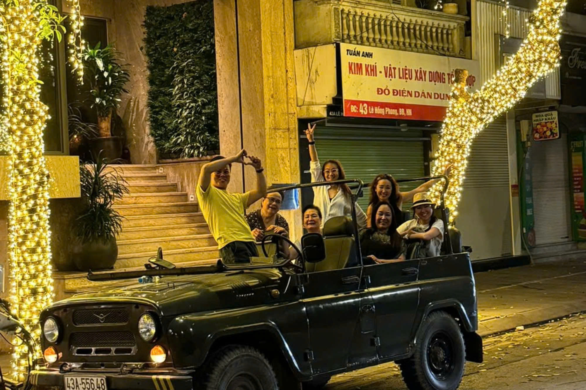 Hanoi Sunrise & Morning Life Jeep Tour
