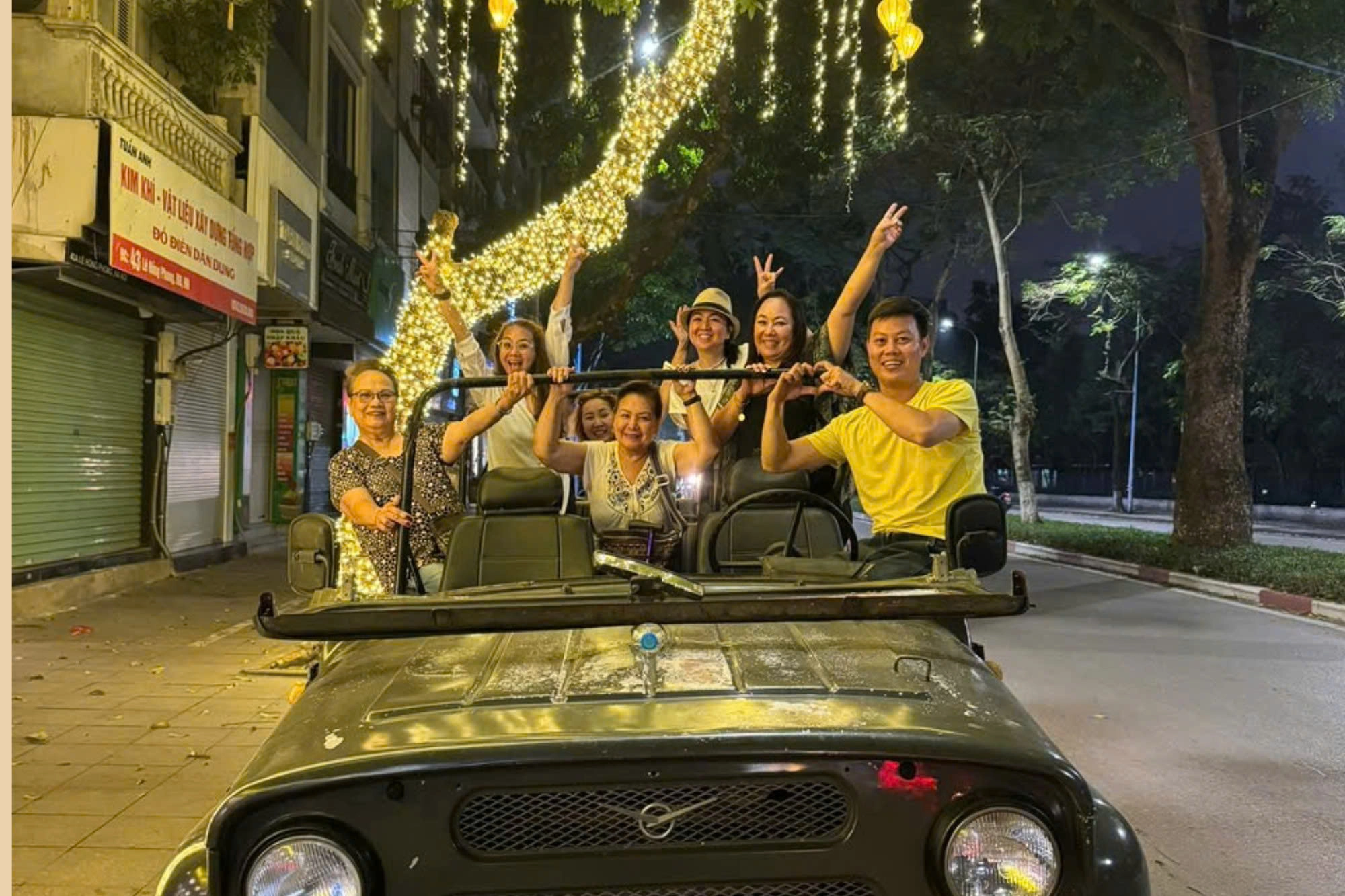 Hanoi Sunrise & Morning Life Jeep Tour