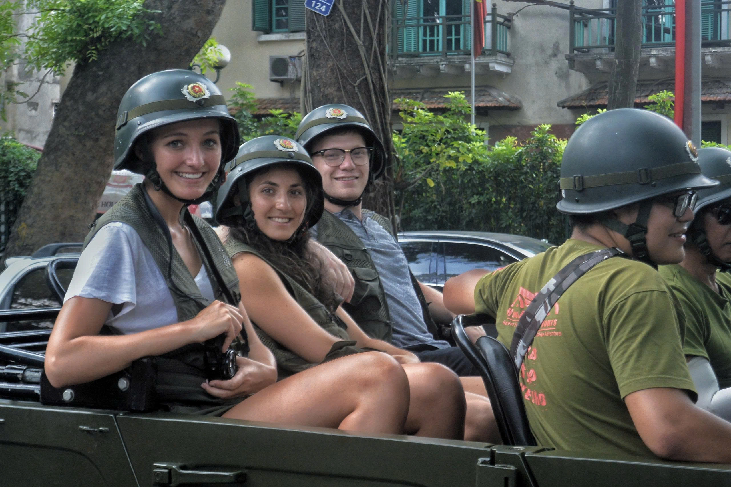 Day Tour I Experience cuisine, culture and sightseeing in Hanoi by Jeep