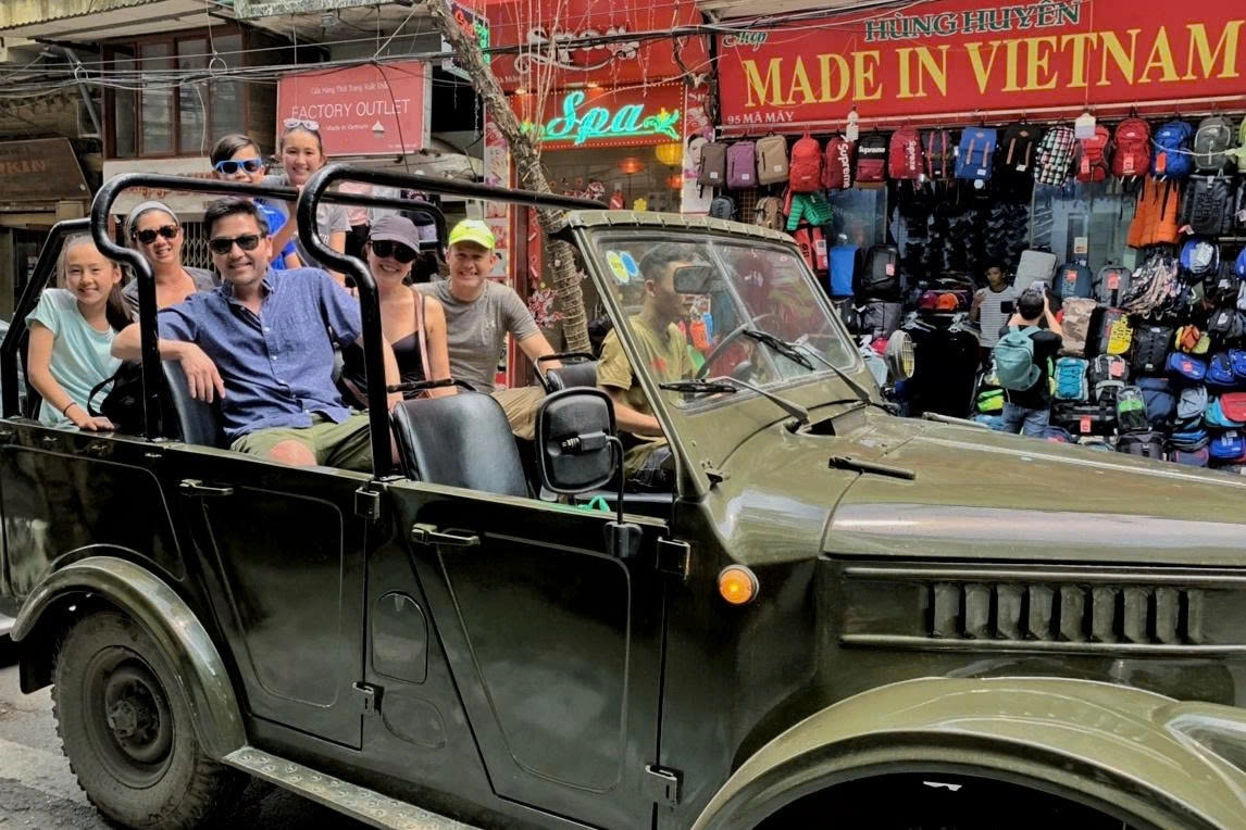 Day Tour I Experience cuisine, culture and sightseeing in Hanoi by Jeep