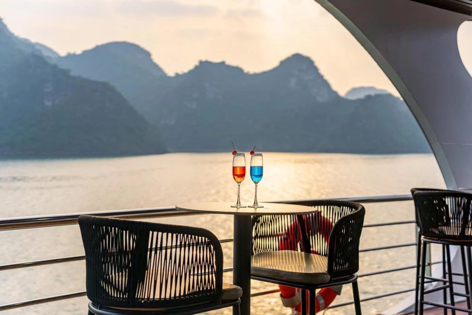 Diamond Era Luxury Day Cruise | Discover Beautiful Scenery Ha Long Bay with Sung Sot & Ti Top | Vietnam