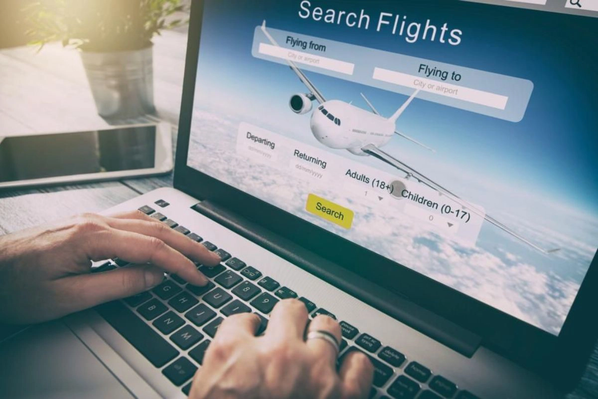 Book early to get better Da Lat to Hanoi flight prices