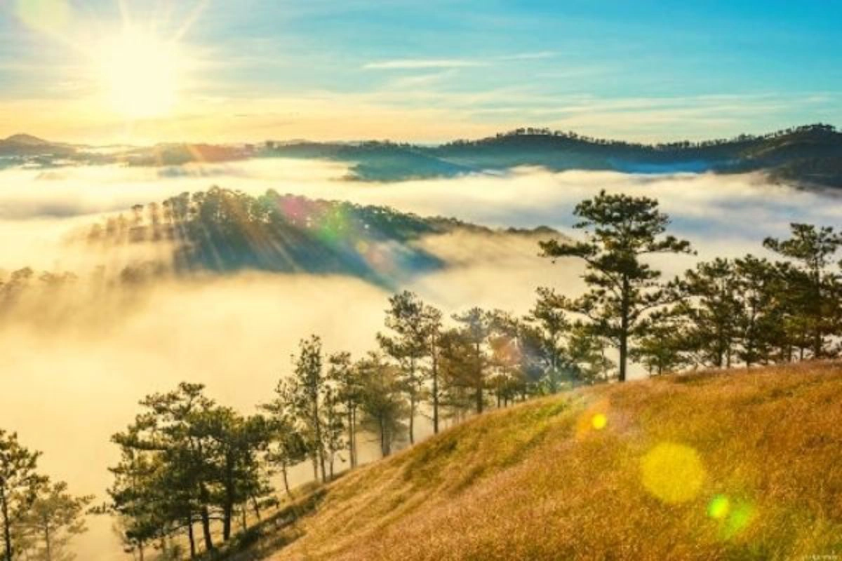 Da Lat’s calm highlands before the journey to Hanoi