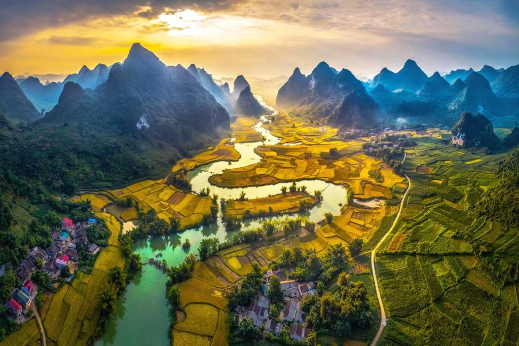 Cao Bang Loop Tour 2 days 2 nights 