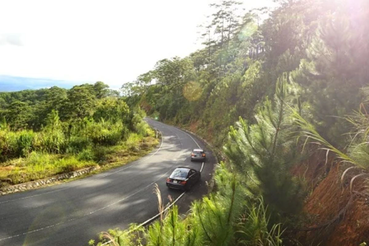 The return trip from Da Lat to Nha Trang follows the same mountain road
