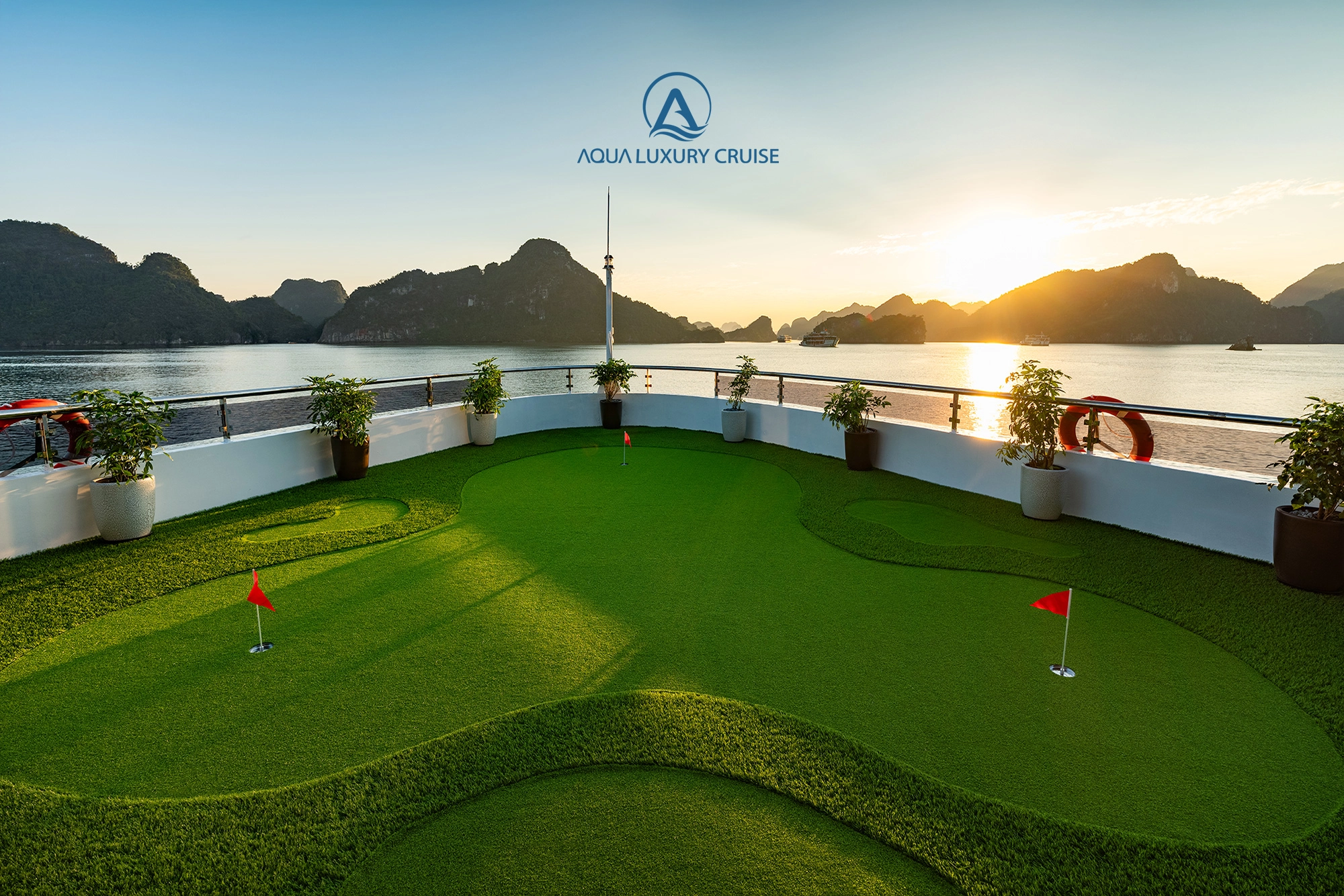 2D1N | Visiting LanHa Bay an Halong Bay with Aqua Luxury 6* | Ha Long