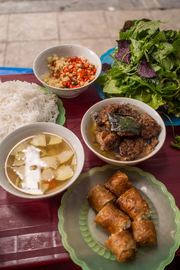  Hanoi: Michelin Guide Food Walking tour