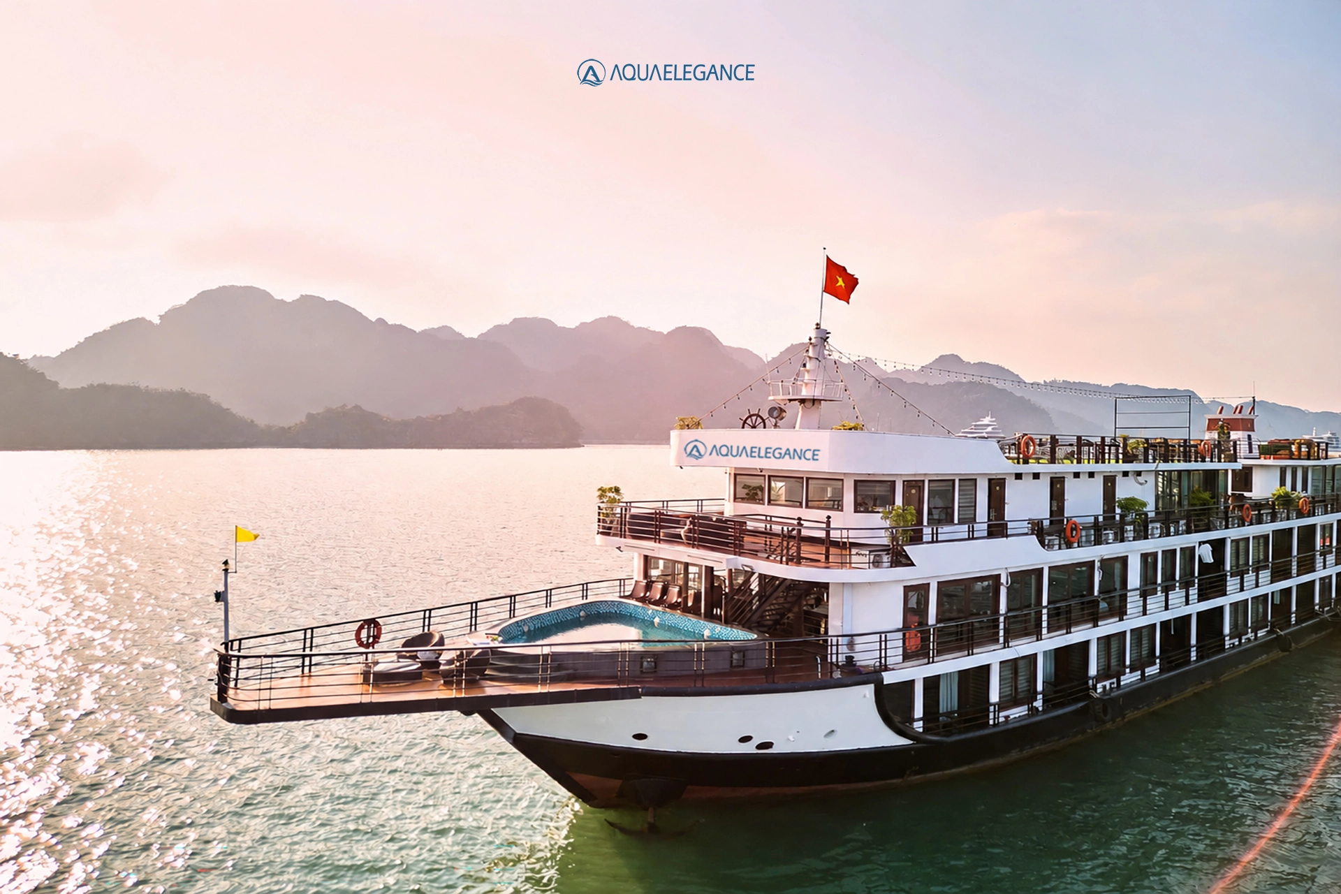 2D1N | Relaxing in Halong Bay with Aqua Elegance 5* | Hạ Long