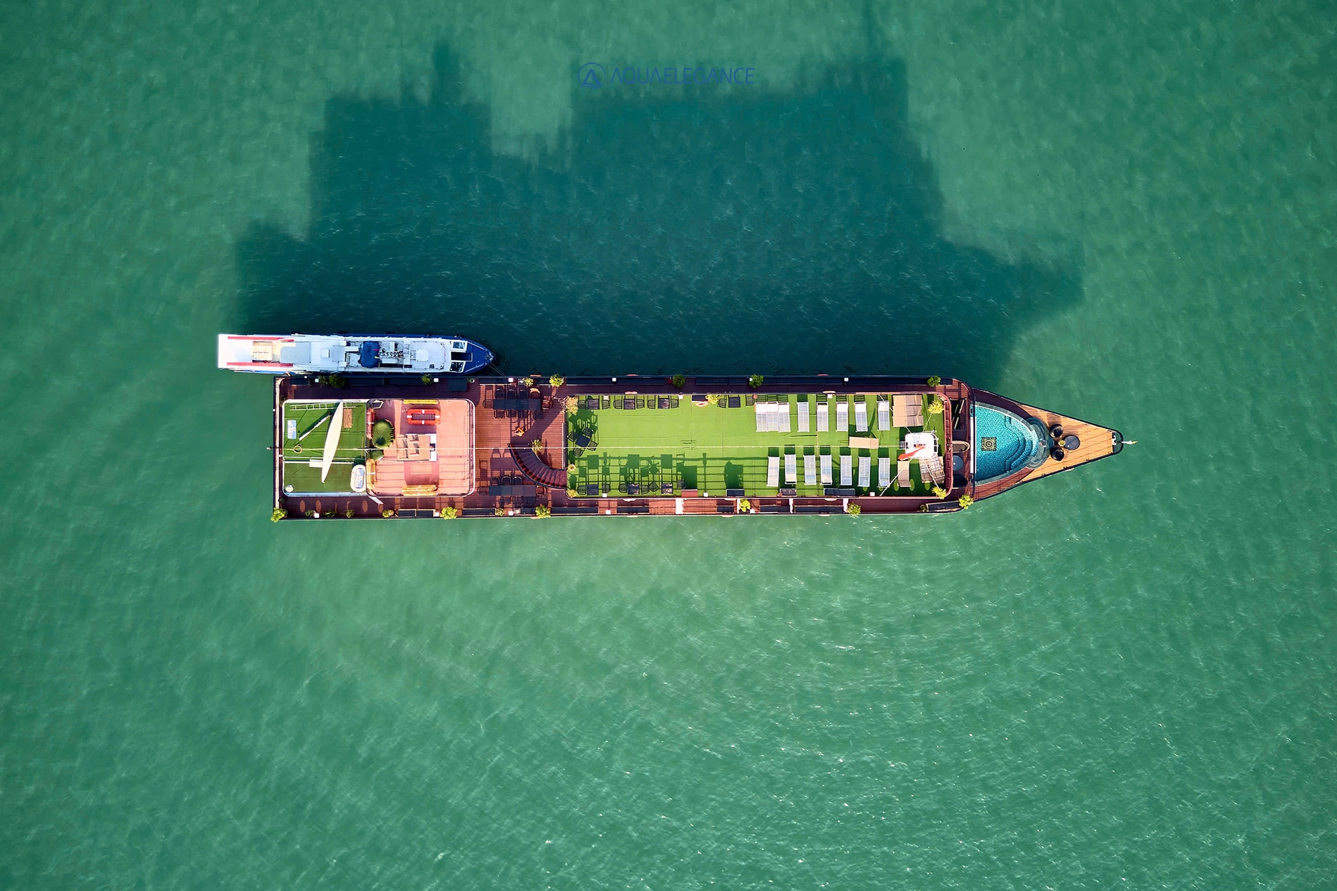 2D1N | Relaxing in Halong Bay with Aqua Elegance 5* | Hạ Long