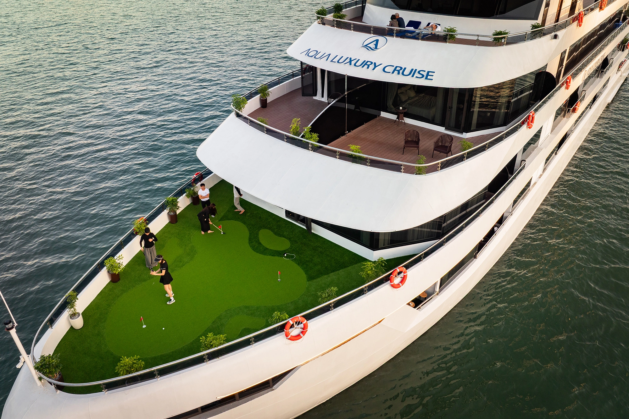 2D1N | Visiting LanHa Bay an Halong Bay with Aqua Luxury 6* | Ha Long
