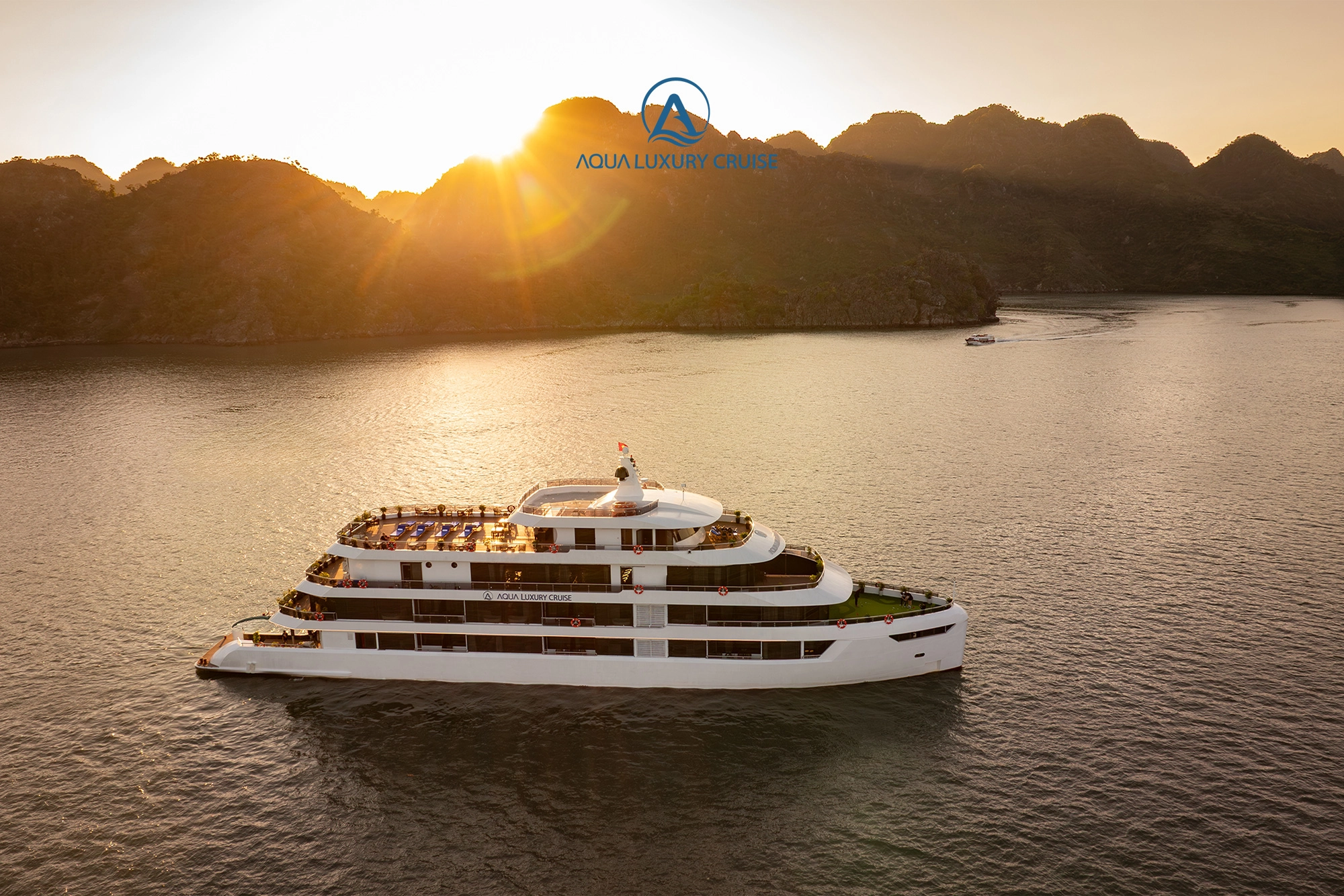 2D1N | Visiting LanHa Bay an Halong Bay with Aqua Luxury 6* | Ha Long