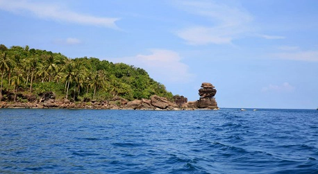 Day Tour | Phu Quoc 2 Islands Wooden Junk Cruise Tour: Coral Reef Snorkeling, Fishing Experience, Lunch on the deck (Flycam Shooting included) | Vietnam