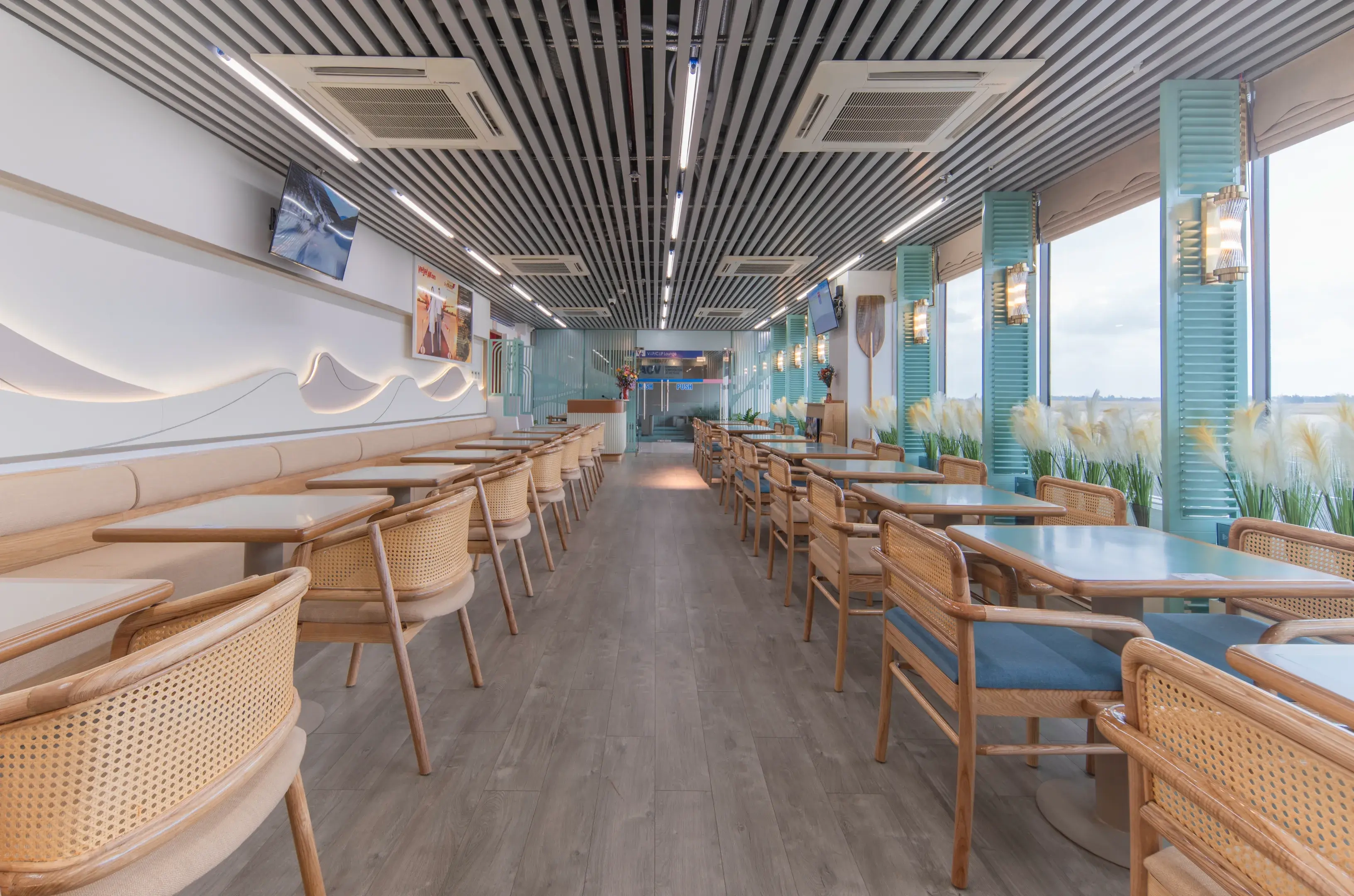 Premium Lounge Service at Tuy Hoa Airport (TBB)